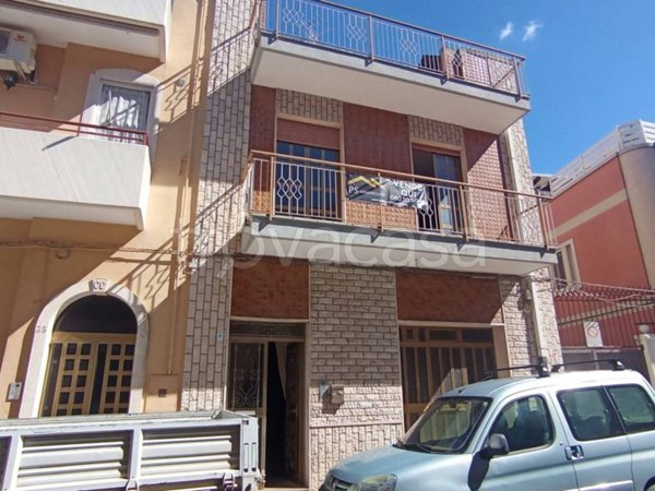 casa indipendente in vendita ad Acquaviva delle Fonti