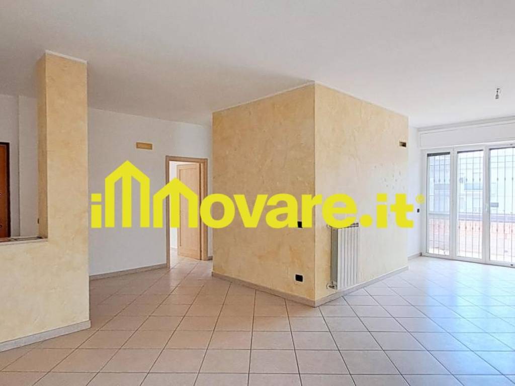 appartamento in vendita ad Acquaviva delle Fonti