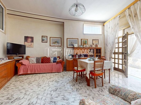 casa indipendente in vendita ad Acquaviva delle Fonti