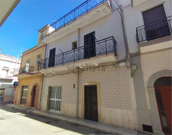 casa indipendente in vendita ad Acquaviva delle Fonti