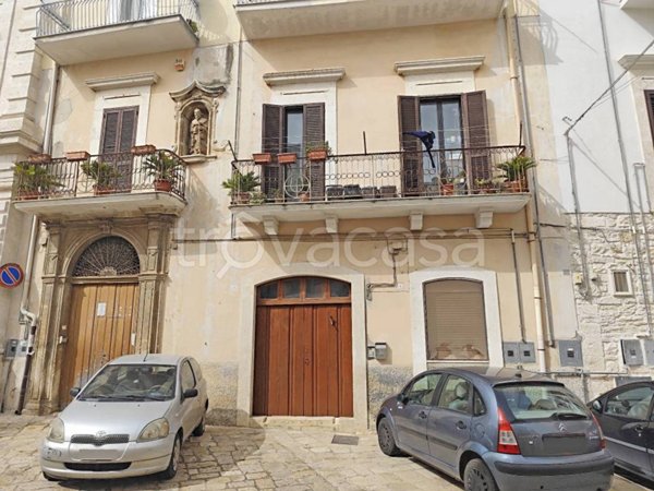 appartamento in vendita ad Acquaviva delle Fonti