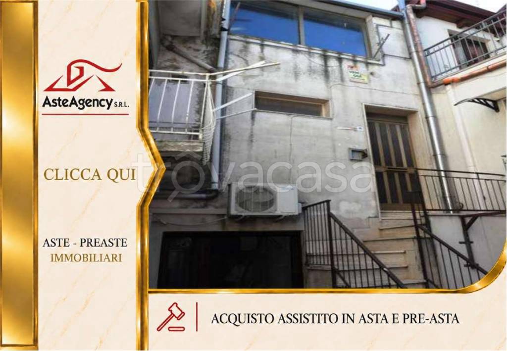 appartamento in vendita ad Acquaviva delle Fonti