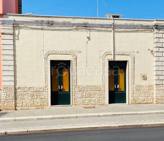 casa indipendente in vendita ad Adelfia