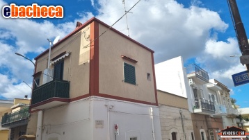 appartamento in vendita ad Adelfia in zona Canneto