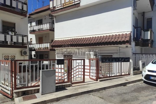 appartamento in vendita ad Adelfia