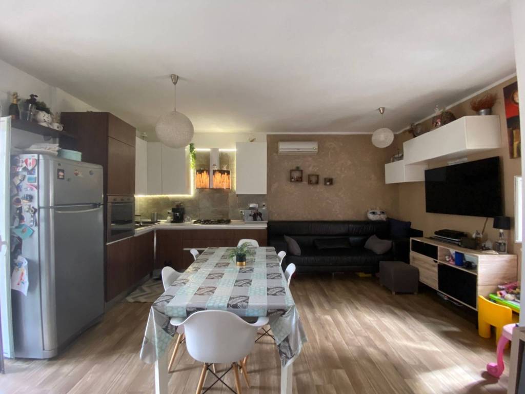 casa indipendente in vendita ad Adelfia
