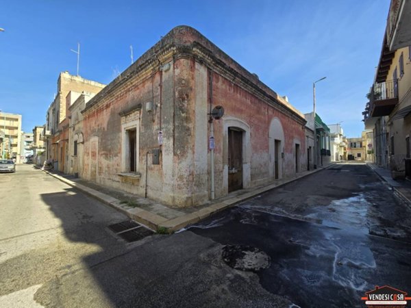 casa indipendente in vendita ad Adelfia