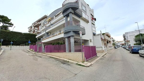 appartamento in vendita ad Adelfia