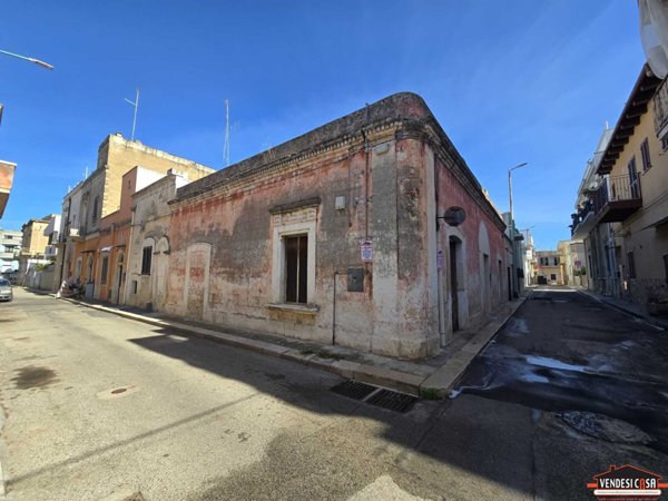 casa indipendente in vendita ad Adelfia