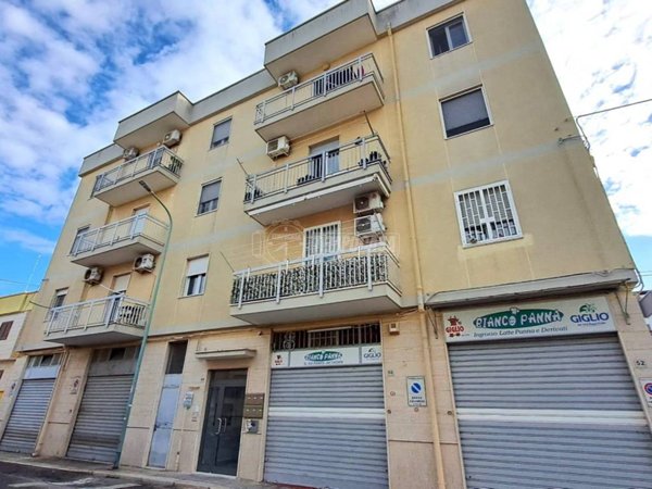 appartamento in vendita ad Adelfia