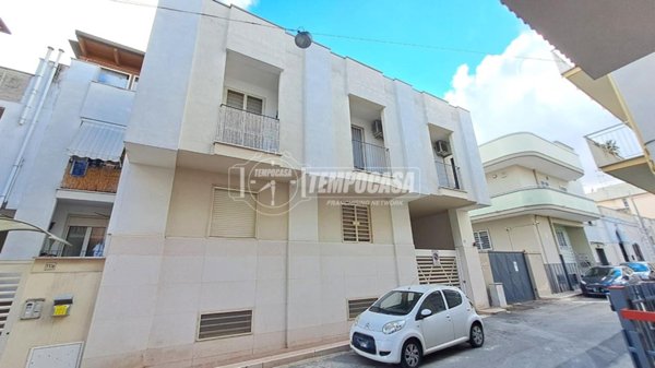 appartamento in vendita ad Adelfia