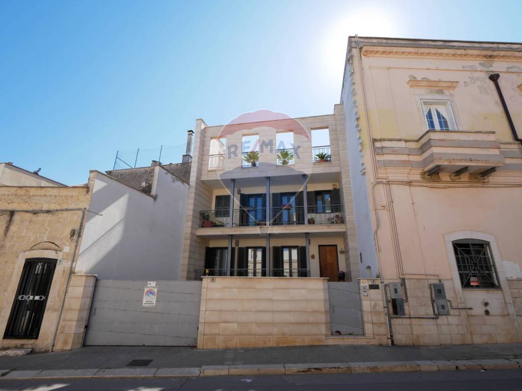 casa indipendente in vendita ad Adelfia in zona Canneto