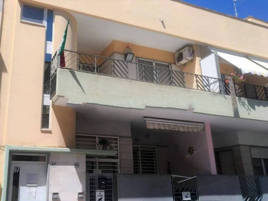 casa indipendente in vendita ad Adelfia