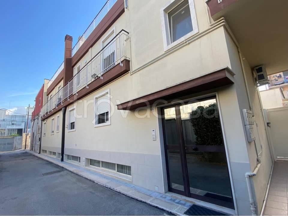 appartamento in vendita ad Adelfia