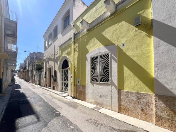 casa indipendente in vendita ad Adelfia