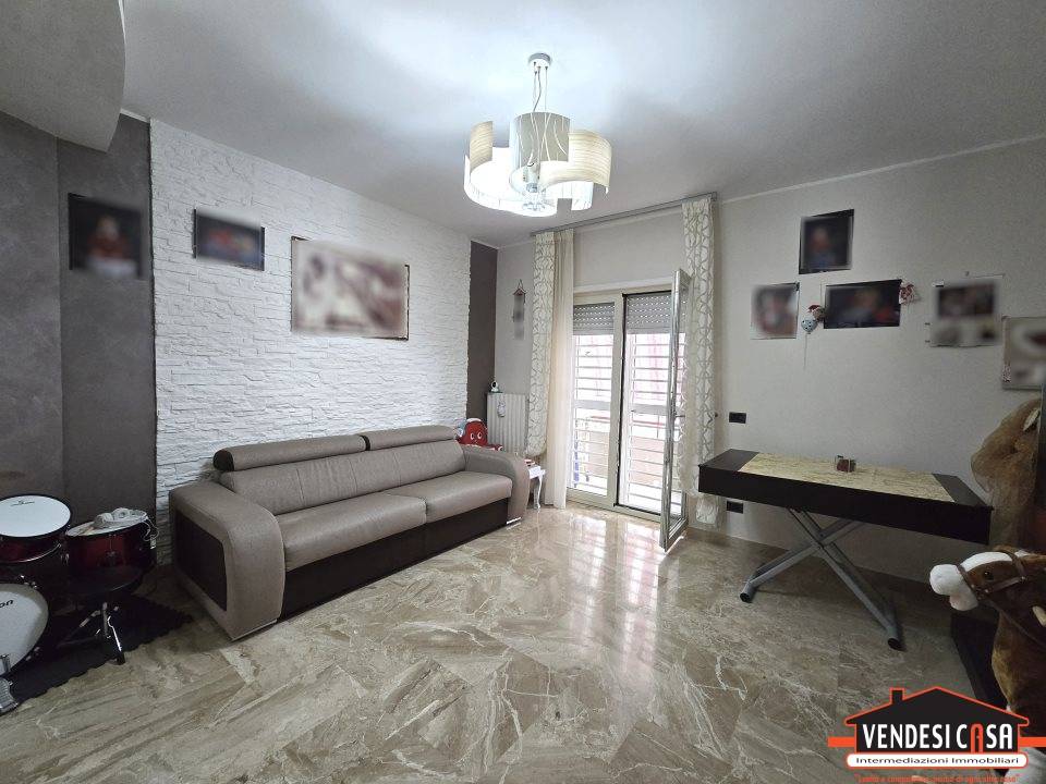 appartamento in vendita ad Adelfia