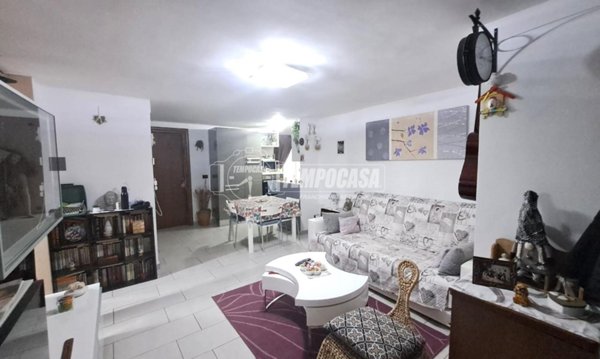 appartamento in vendita ad Adelfia