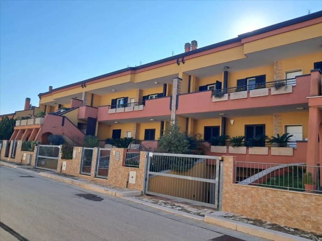 appartamento in vendita ad Adelfia