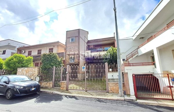 casa indipendente in vendita ad Adelfia