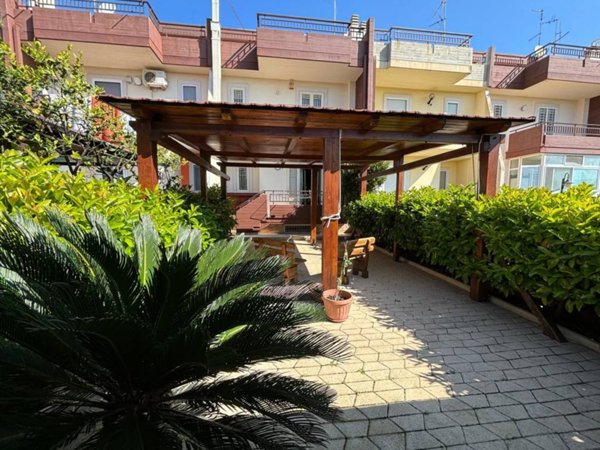 casa indipendente in vendita ad Adelfia