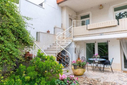 appartamento in vendita ad Adelfia