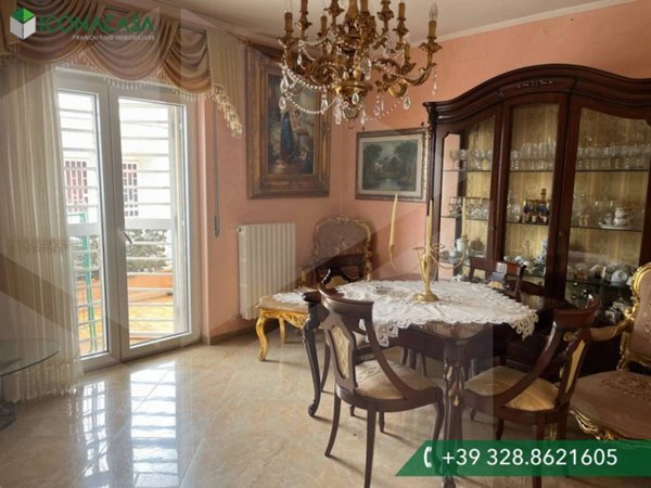 appartamento in vendita ad Adelfia