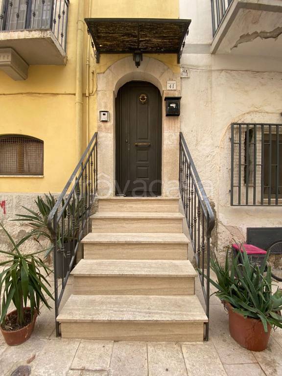 casa indipendente in vendita ad Adelfia