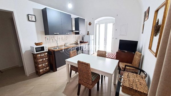 casa indipendente in vendita ad Adelfia in zona Canneto
