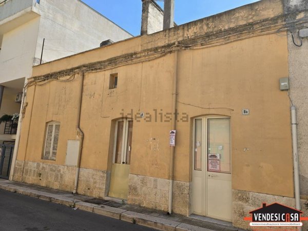 appartamento in vendita ad Adelfia
