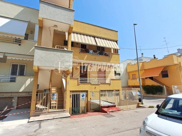 casa indipendente in vendita ad Adelfia
