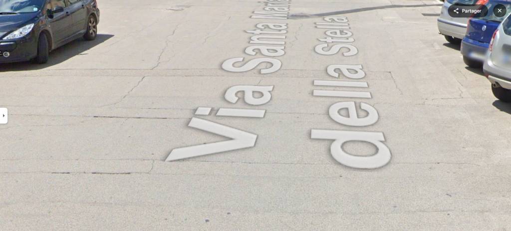 negozio in vendita ad Adelfia