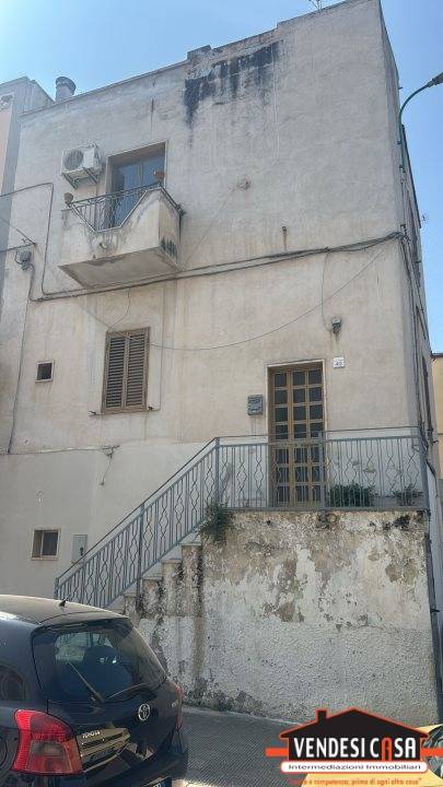 casa indipendente in vendita ad Adelfia