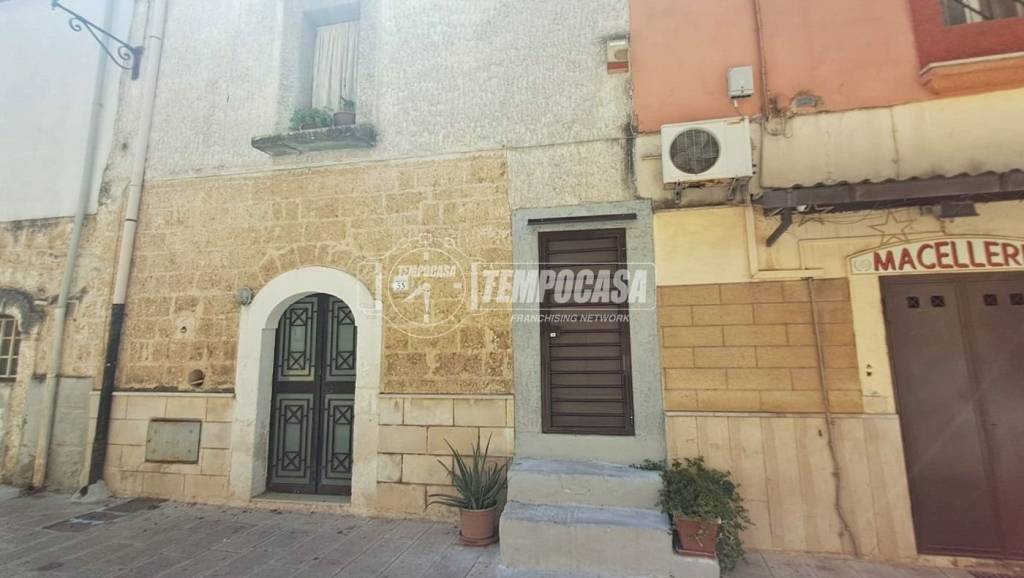 casa indipendente in vendita ad Adelfia