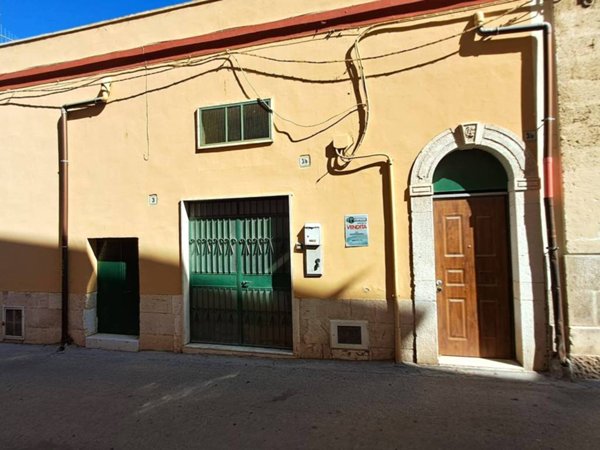 casa indipendente in vendita ad Adelfia