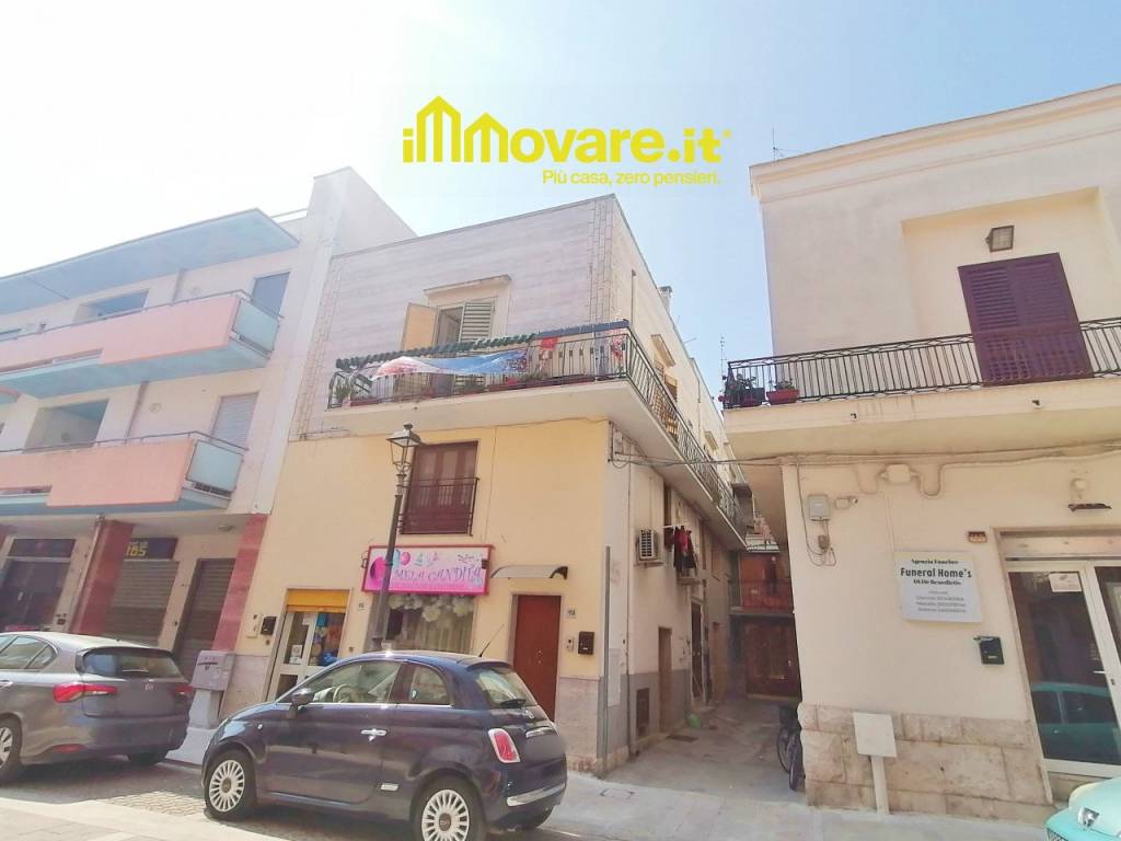 appartamento in vendita ad Adelfia