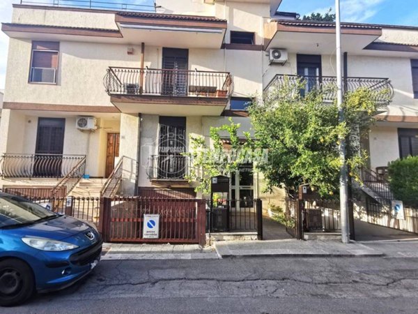 appartamento in vendita ad Adelfia