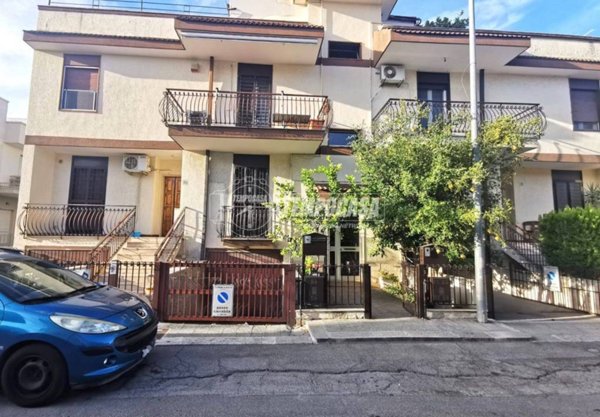 appartamento in vendita ad Adelfia