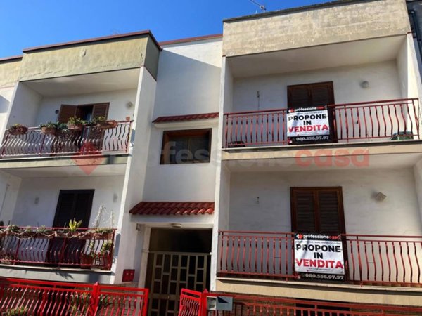 appartamento in vendita ad Adelfia