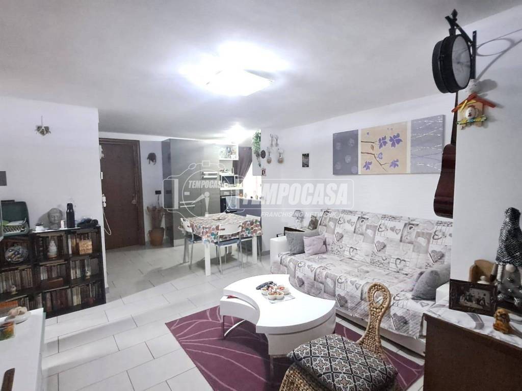 appartamento in vendita ad Adelfia