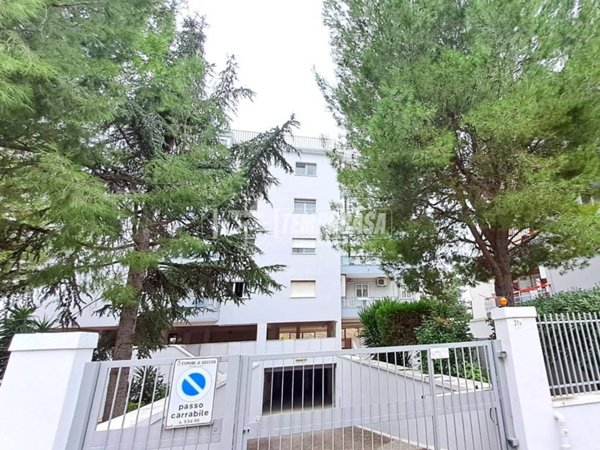 appartamento in vendita ad Adelfia in zona Canneto