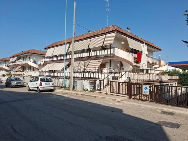 appartamento in vendita ad Adelfia