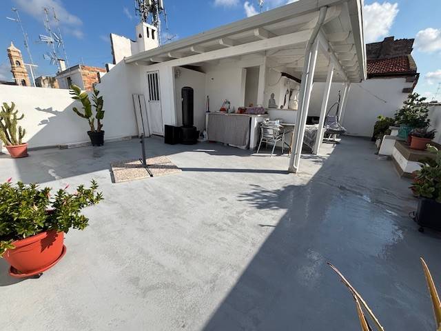 appartamento in vendita ad Adelfia