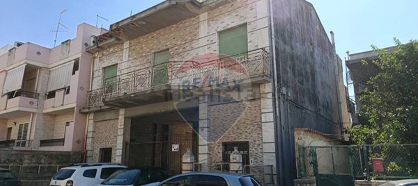 casa indipendente in vendita ad Adelfia