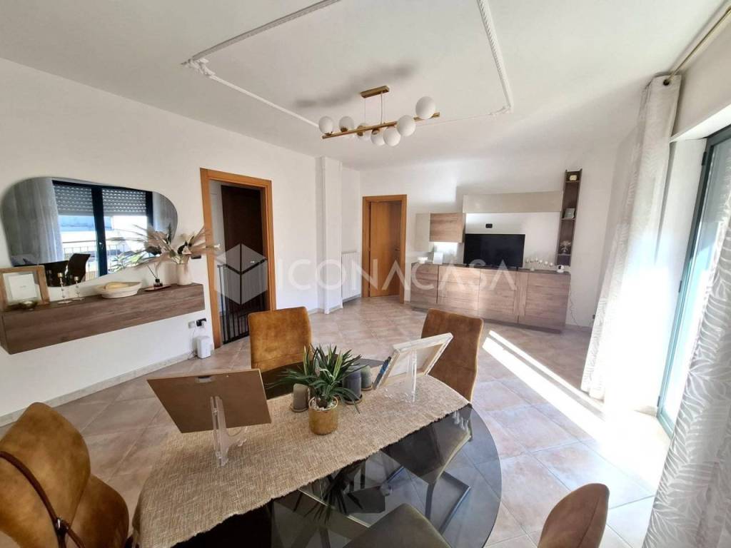 casa indipendente in vendita ad Adelfia