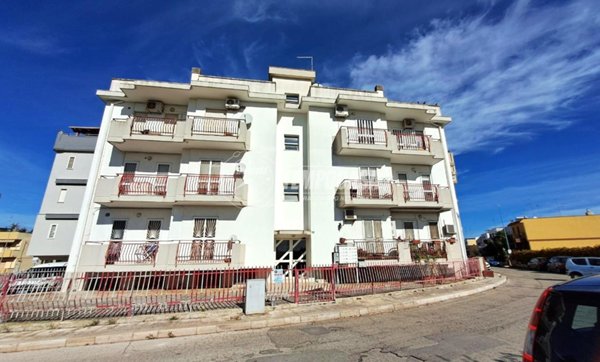 appartamento in vendita ad Adelfia