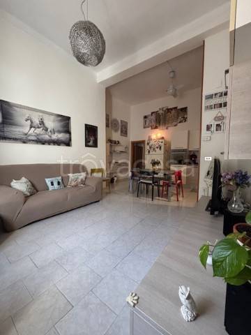 casa indipendente in vendita ad Adelfia in zona Canneto