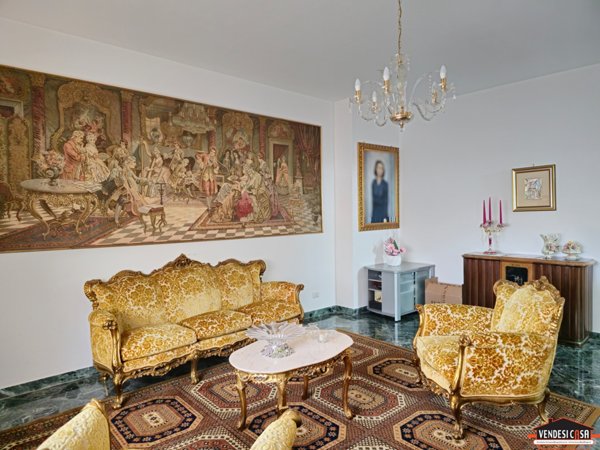 appartamento in vendita ad Adelfia in zona Canneto