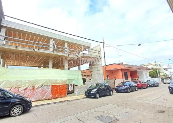 casa indipendente in vendita ad Adelfia