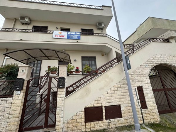 appartamento in vendita ad Adelfia