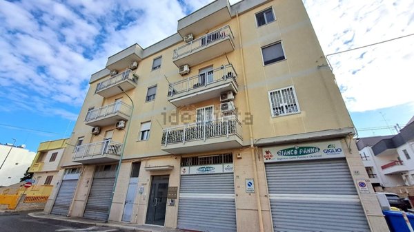 appartamento in vendita ad Adelfia